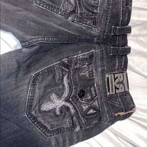 Black pair men’s rock revivals 36/32